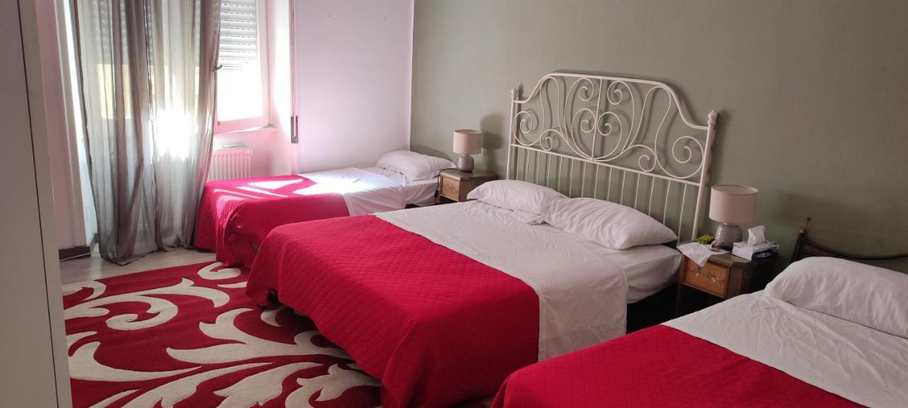 Favorit Bed and Breakfast Rom Eksteriør billede